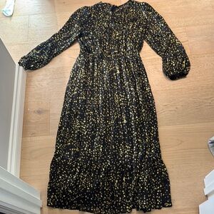 Elegant Black and Gold Women's Dress